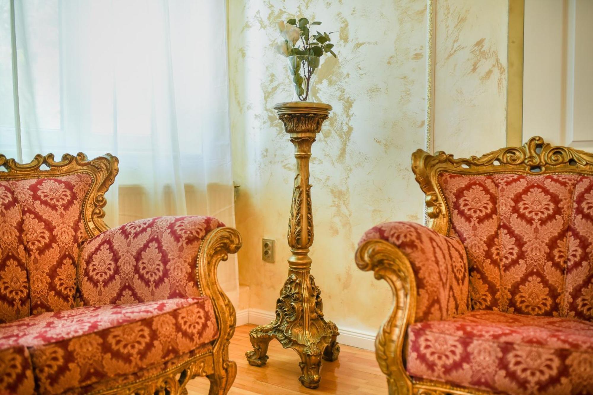Centrally Located 2Br Apartment With Balcony & Unique Design 부쿠레슈티 외부 사진
